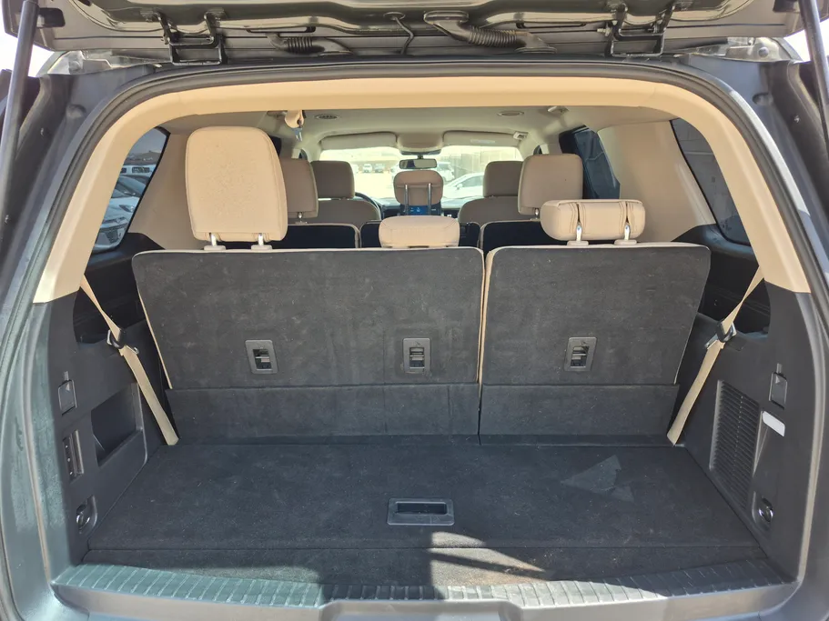 2023 Ford Expedition XLT 