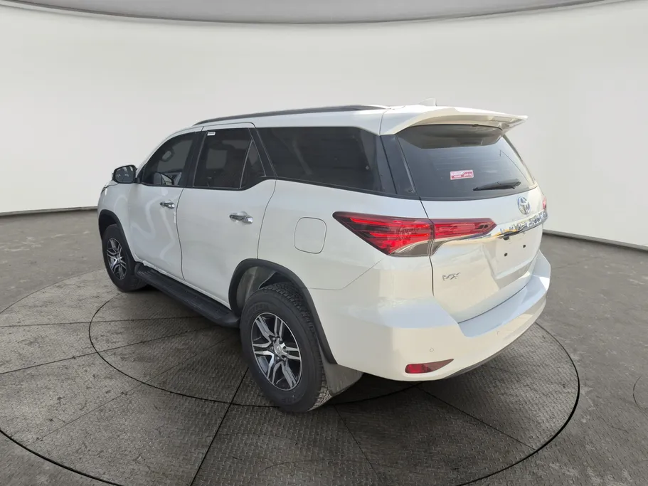 2025 Toyota Fortuner VX 