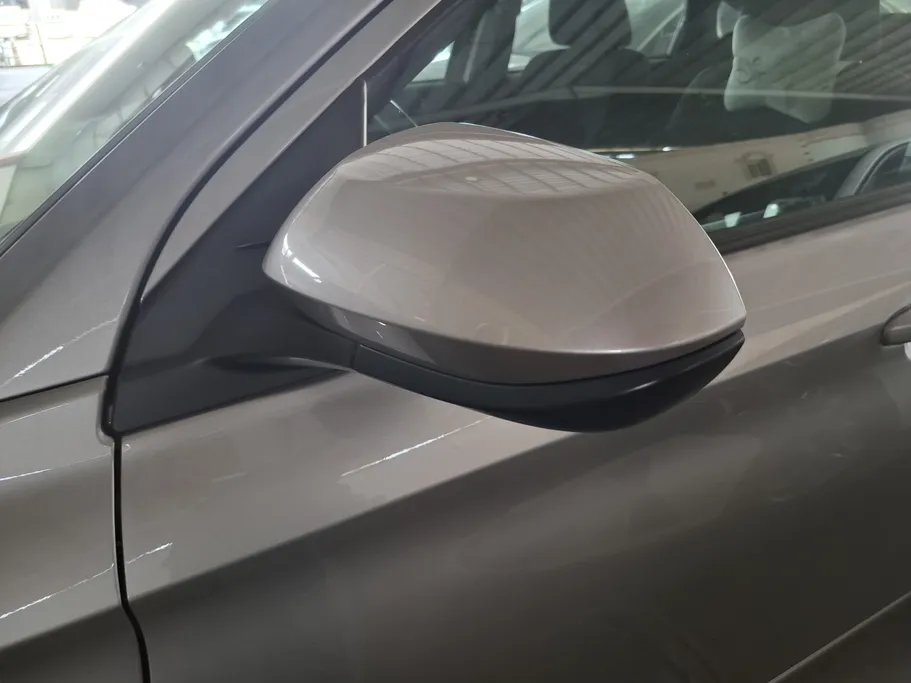 2024 Toyota Yaris  Y Plus 
