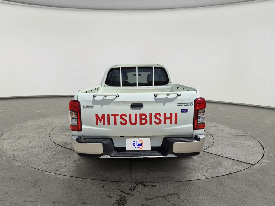 2023 Mitsubishi L200 DC 4x2 Diesel 
