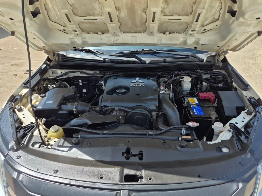 2023 Mitsubishi L200 DC 4x2 Diesel 