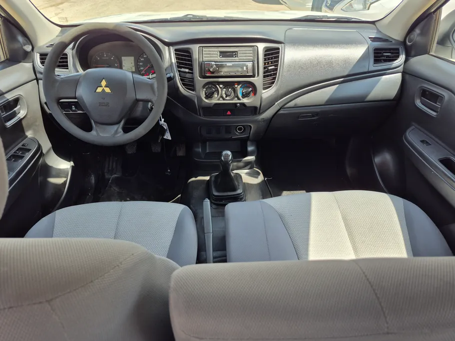 2023 Mitsubishi L200 DC 4x2 Diesel 