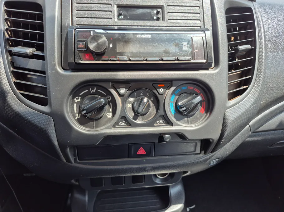 2023 Mitsubishi L200 DC 4x2 Diesel 