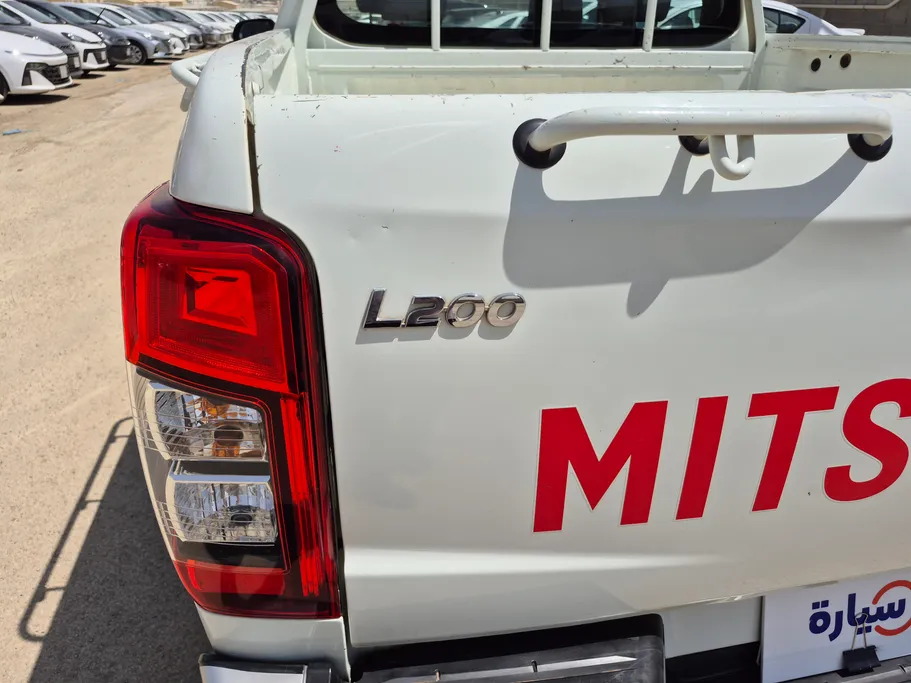 2023 Mitsubishi L200 DC 4x2 Diesel 