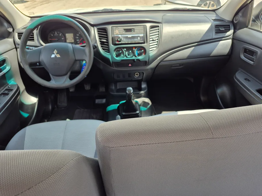 2022 Mitsubishi L200 DC 4x2 Diesel 