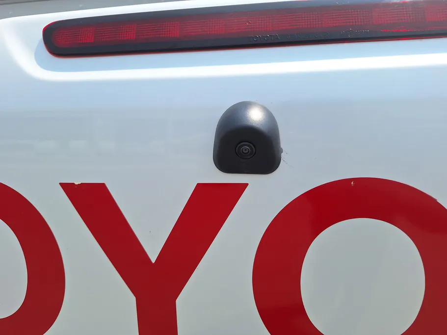 2025 Toyota Hilux SR5 
