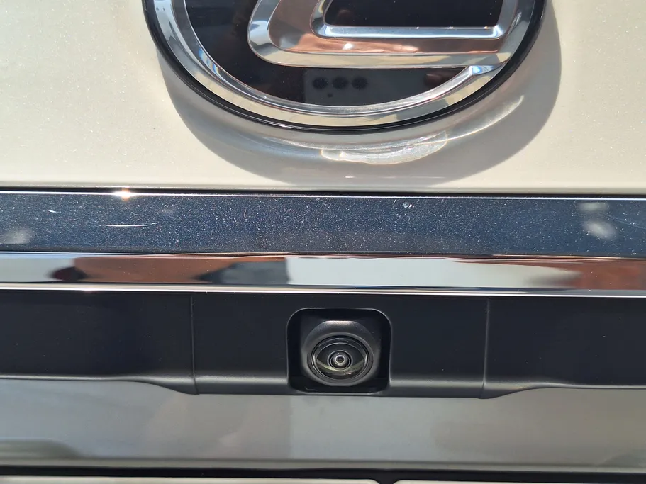 2025 Lexus ES 250 