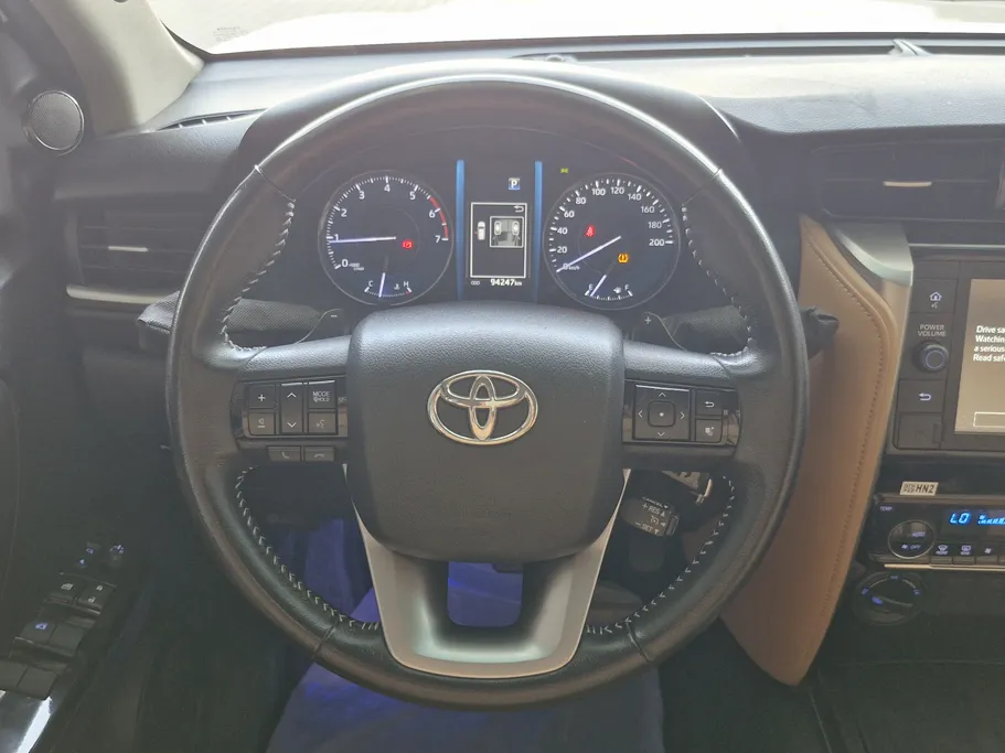 2023 Toyota Fortuner VX 