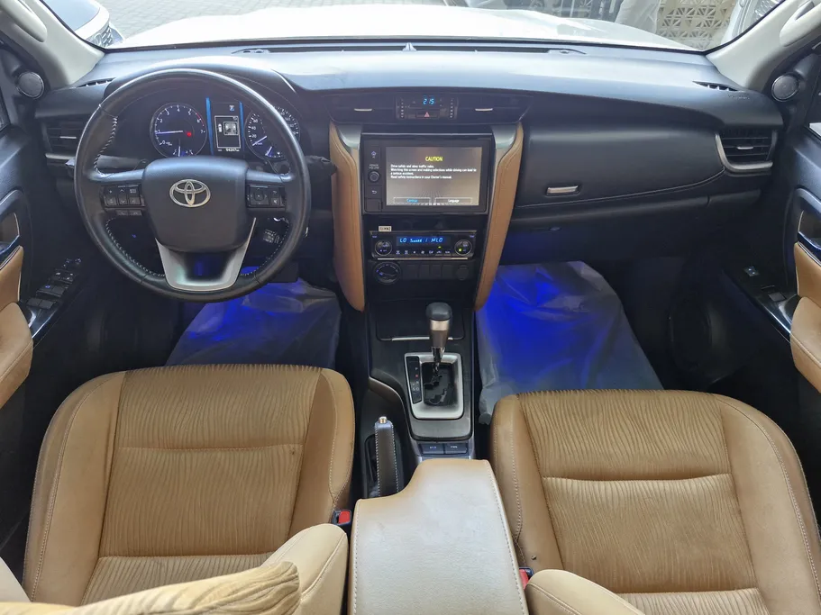 2023 Toyota Fortuner VX 