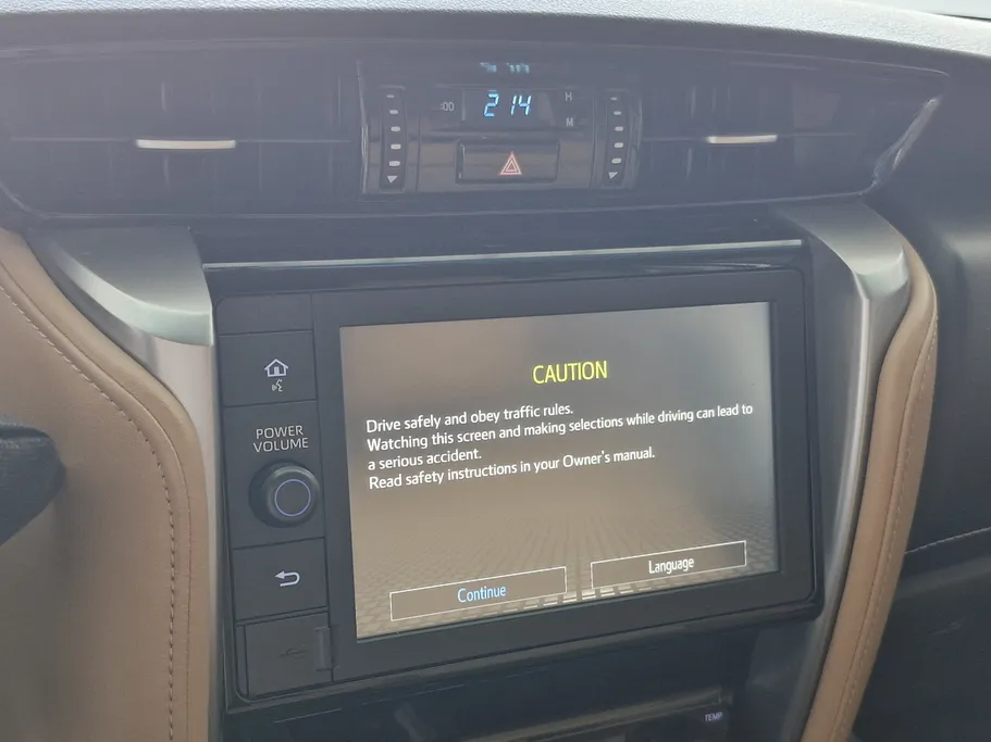 2023 Toyota Fortuner VX 