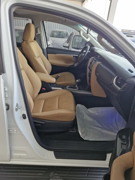 2023 Toyota Fortuner VX 