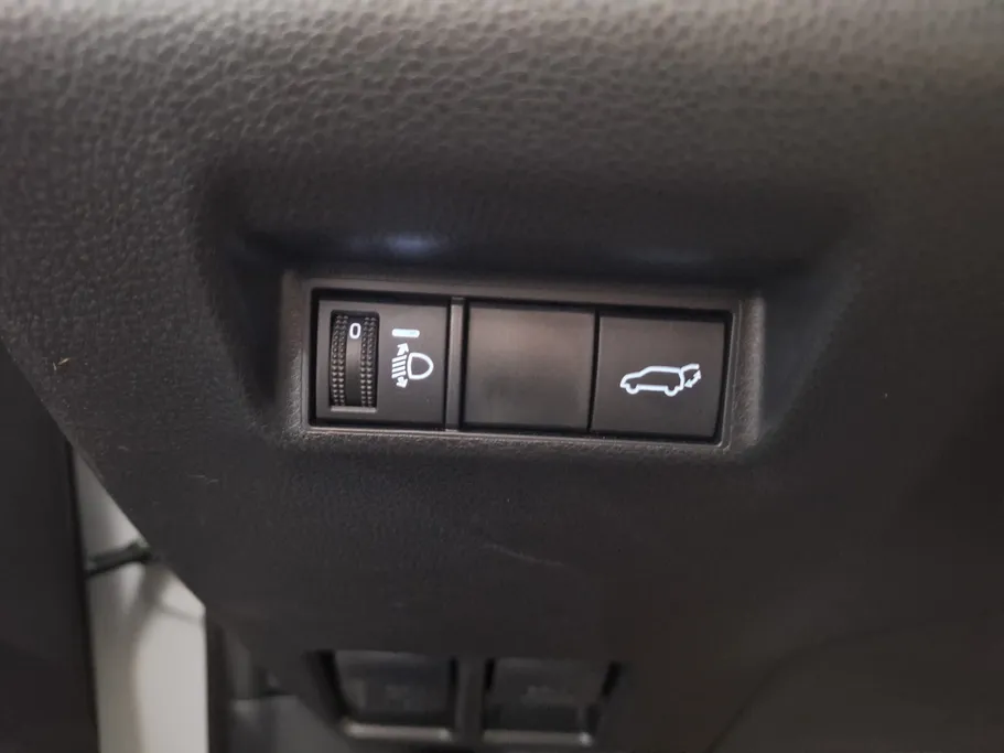 2026 Toyota RAV4 XLE 