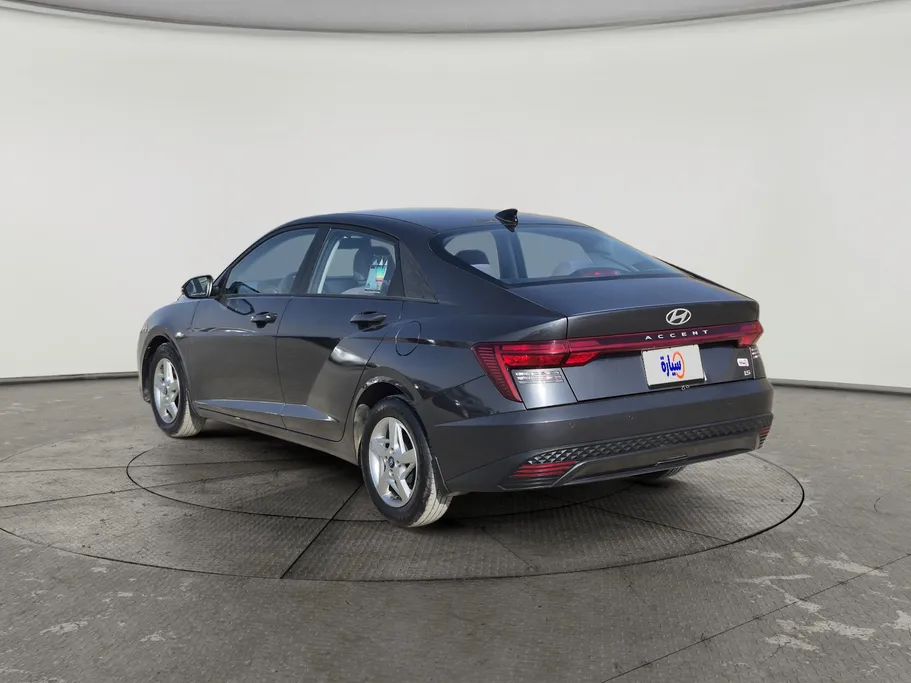 2024 Hyundai Accent Fleet 