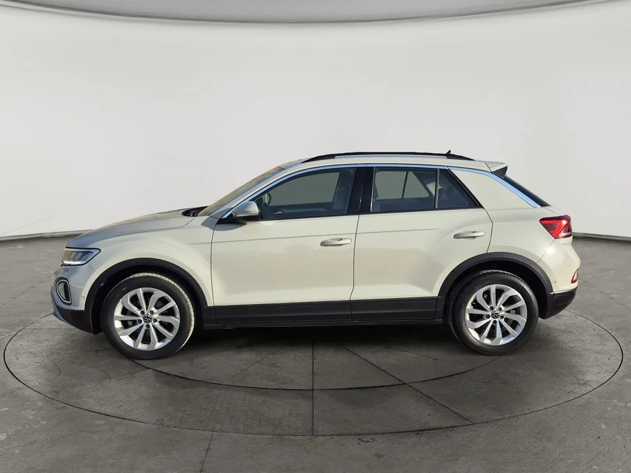 2024 Volkswagen T Roc Life 