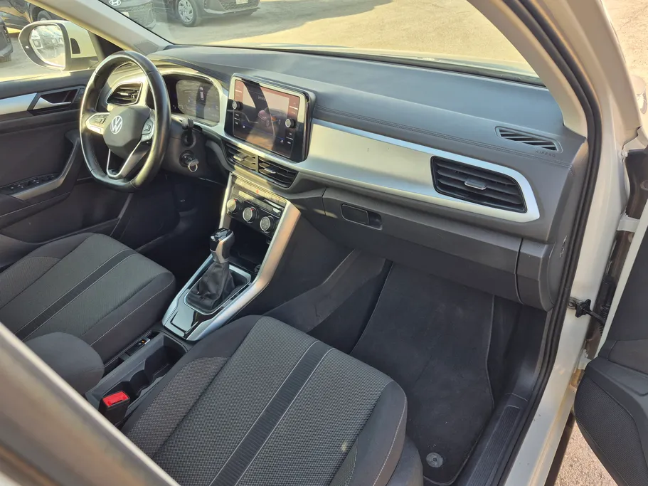 2024 Volkswagen T Roc Life 