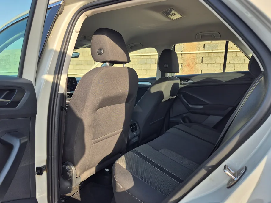 2024 Volkswagen T Roc Life 