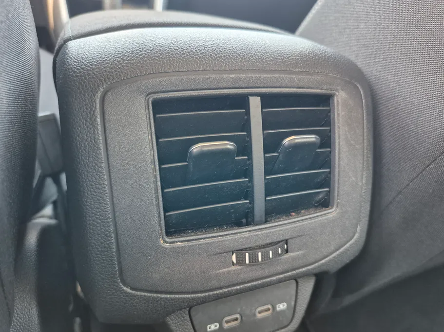 2024 Volkswagen T Roc Life 