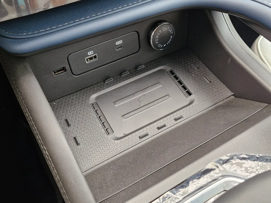 2027 Jetour X50 Premium 