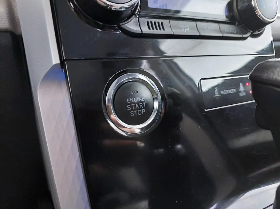 2024 Toyota Veloz GLX 