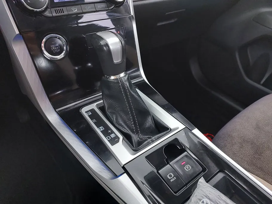 2024 Toyota Veloz GLX 