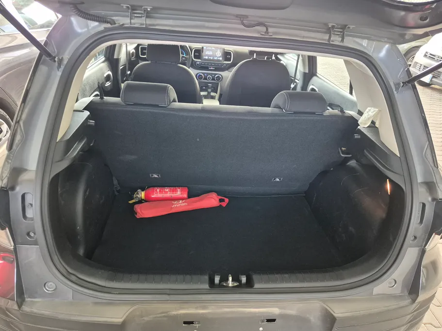 2025 Hyundai Venue Smart 