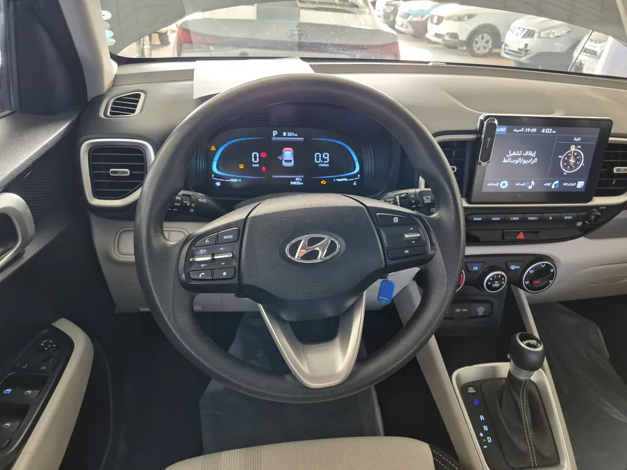 2025 Hyundai Venue Smart 