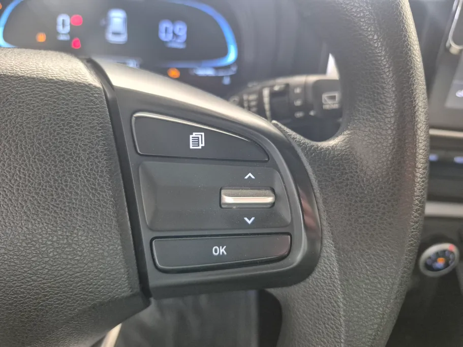 2025 Hyundai Venue Smart 
