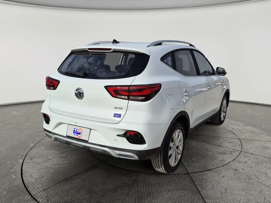 2023 MG ZS STD 