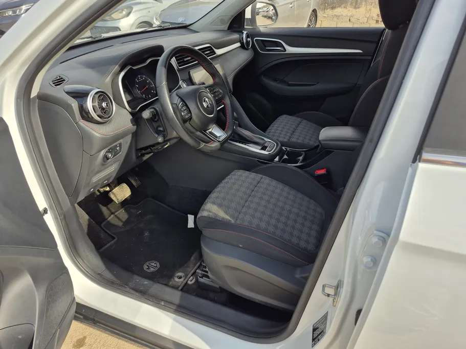2023 MG ZS STD 