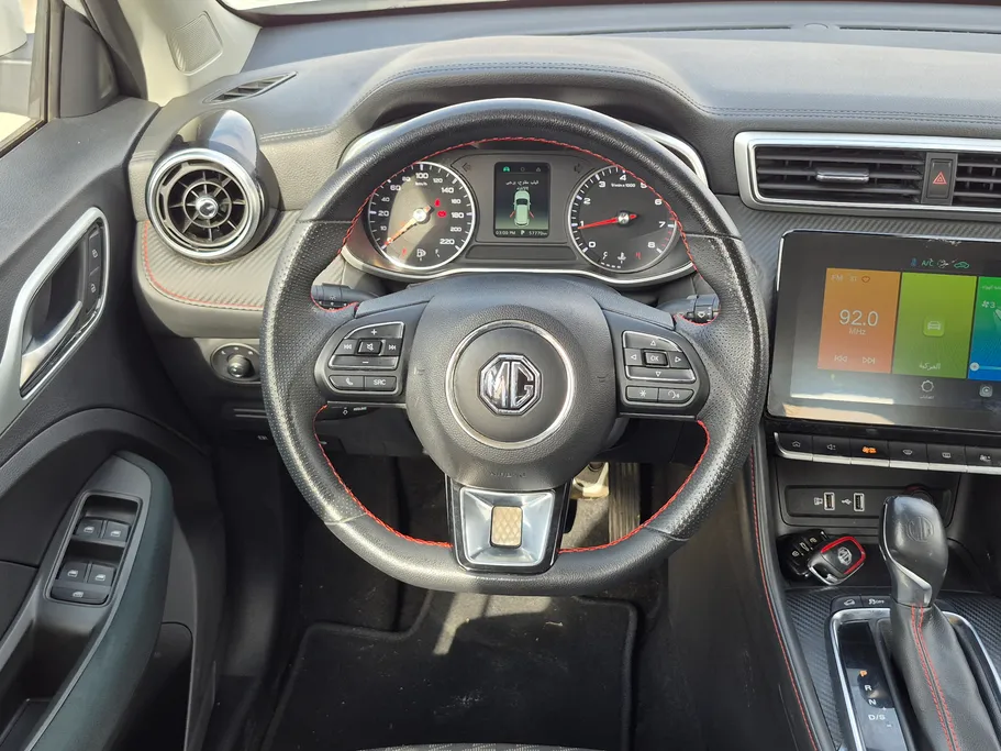 2023 MG ZS STD 