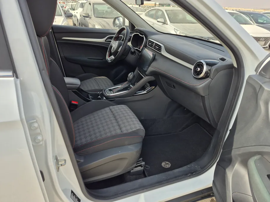 2023 MG ZS STD 
