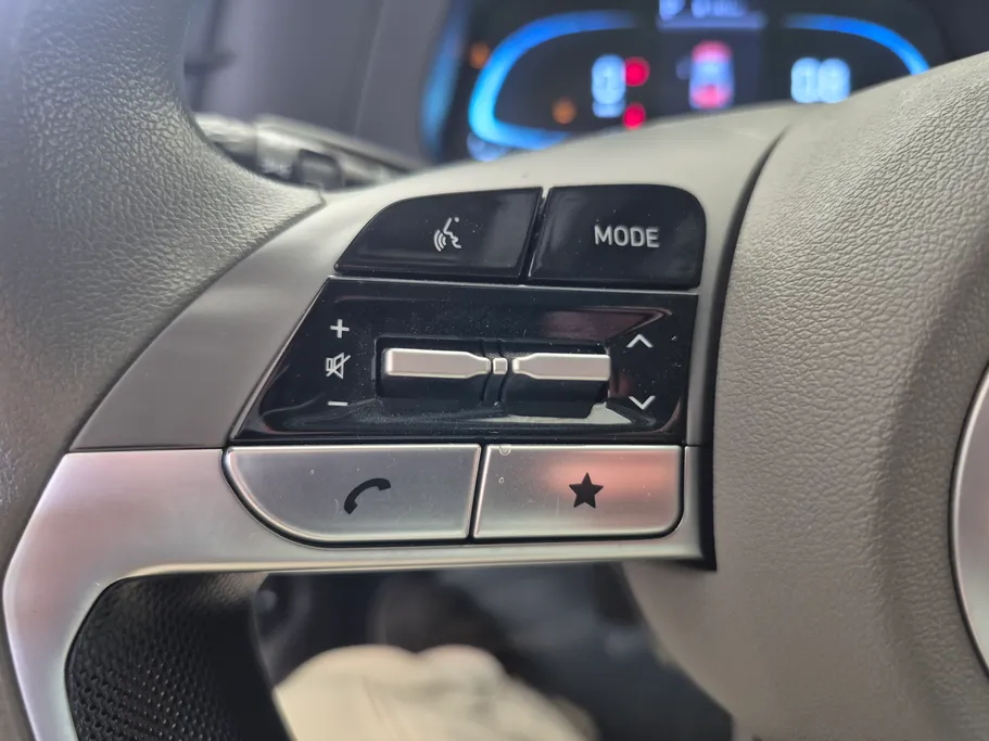 2025 Hyundai Elantra Fleet 