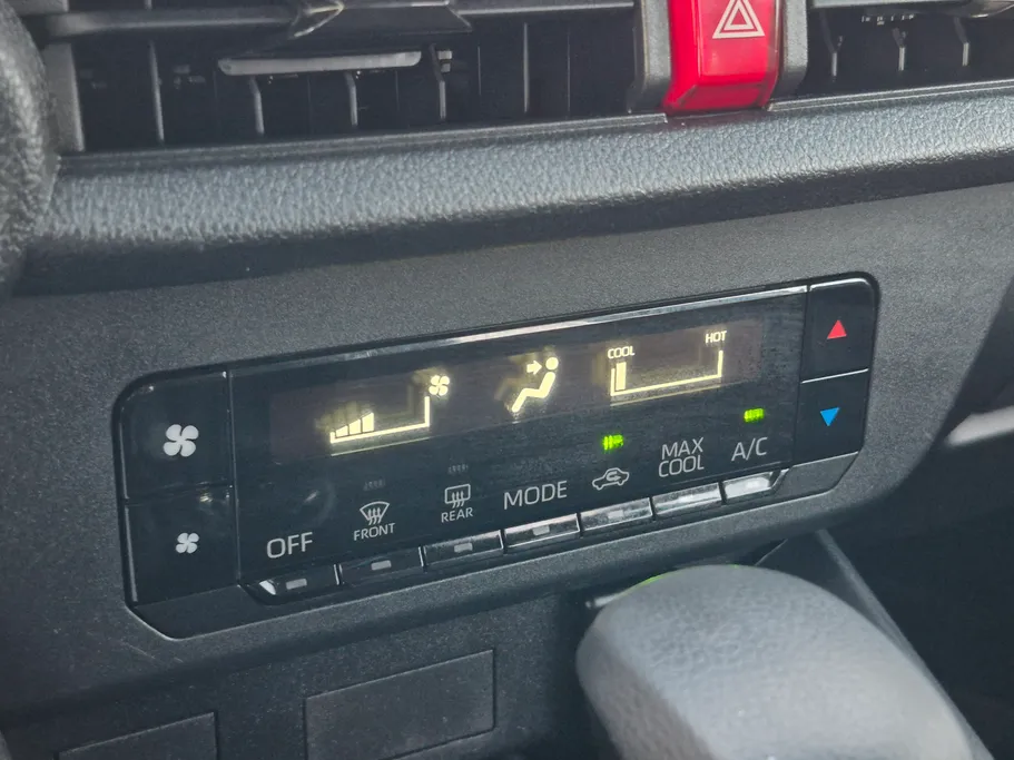 2023 Toyota Yaris  Y 