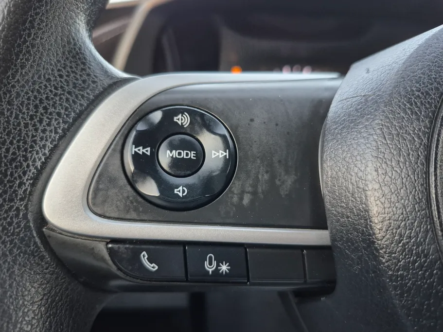 2023 Toyota Yaris  Y 