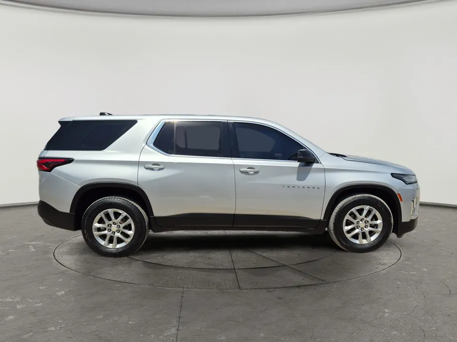 2022 Chevrolet Traverse LT 