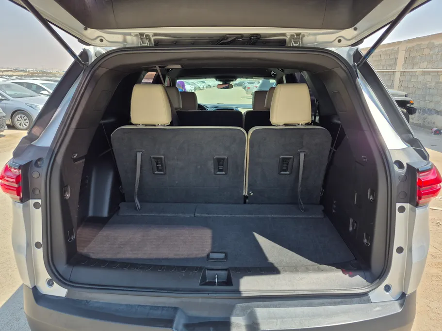 2022 Chevrolet Traverse LT 