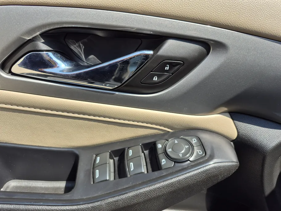 2022 Chevrolet Traverse LT 