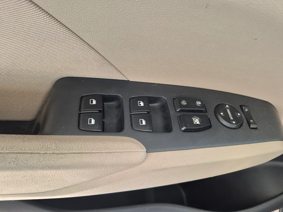 2023 Hyundai Accent Smart 