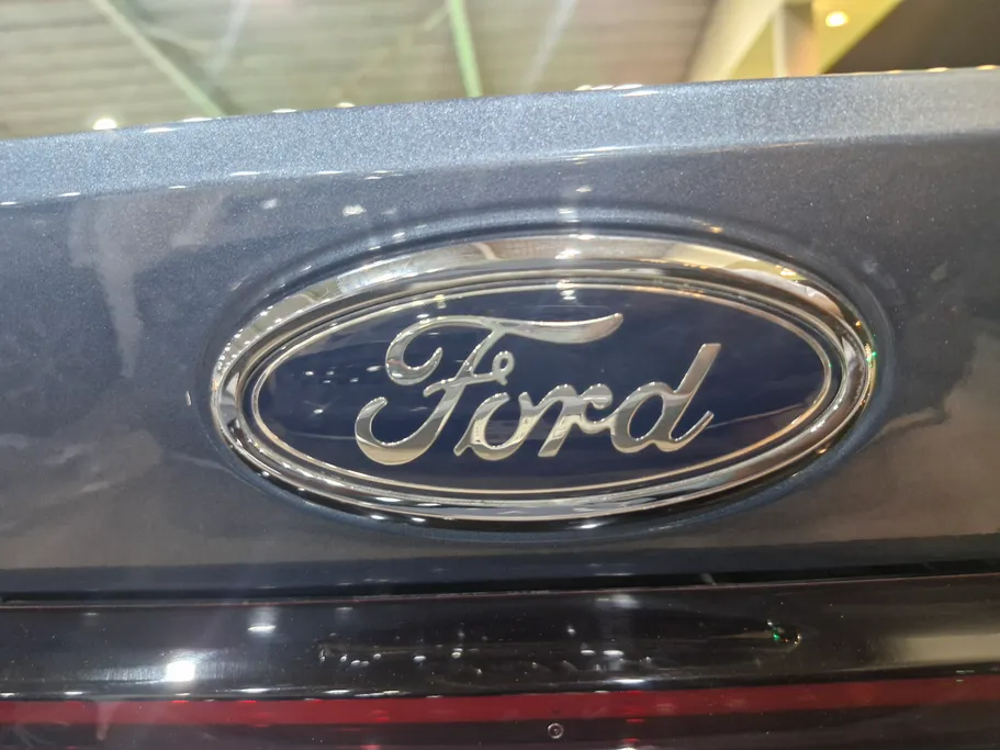 2025 Ford Taurus Trend 
