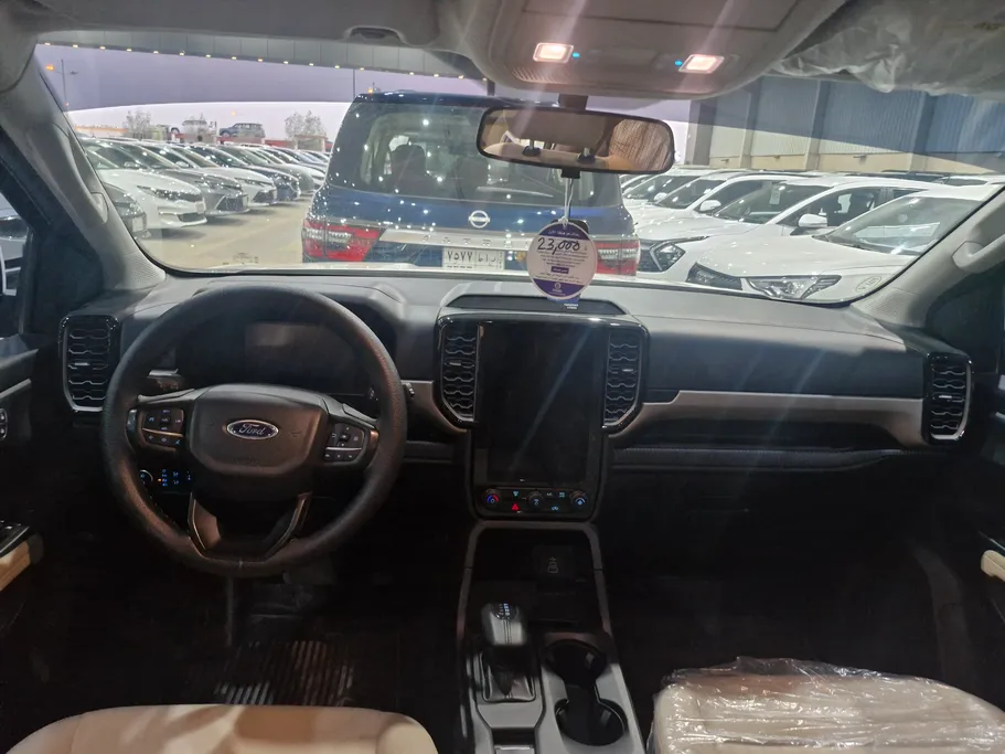 2025 Ford Everest XLS 