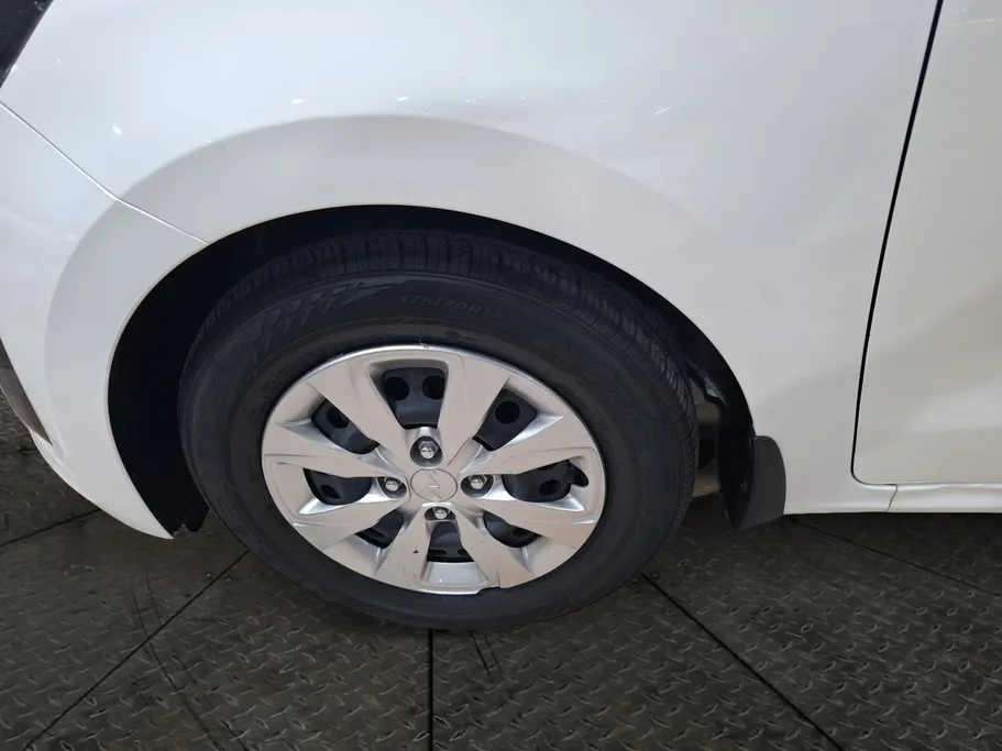 2025 Kia Pegas LX 
