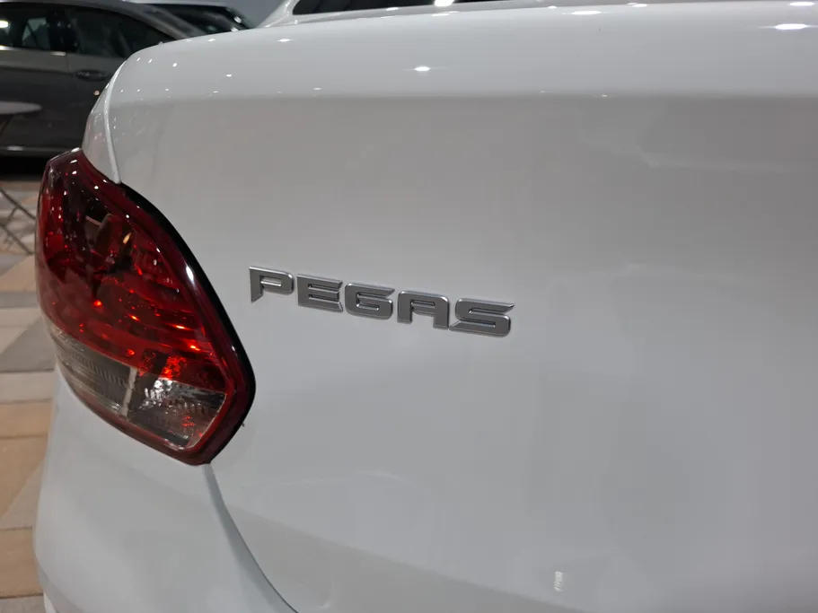 2025 Kia Pegas LX 