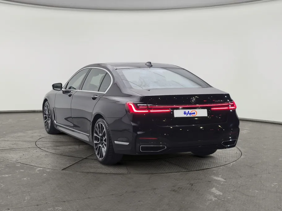 2021 BMW 7 Series 730Li 