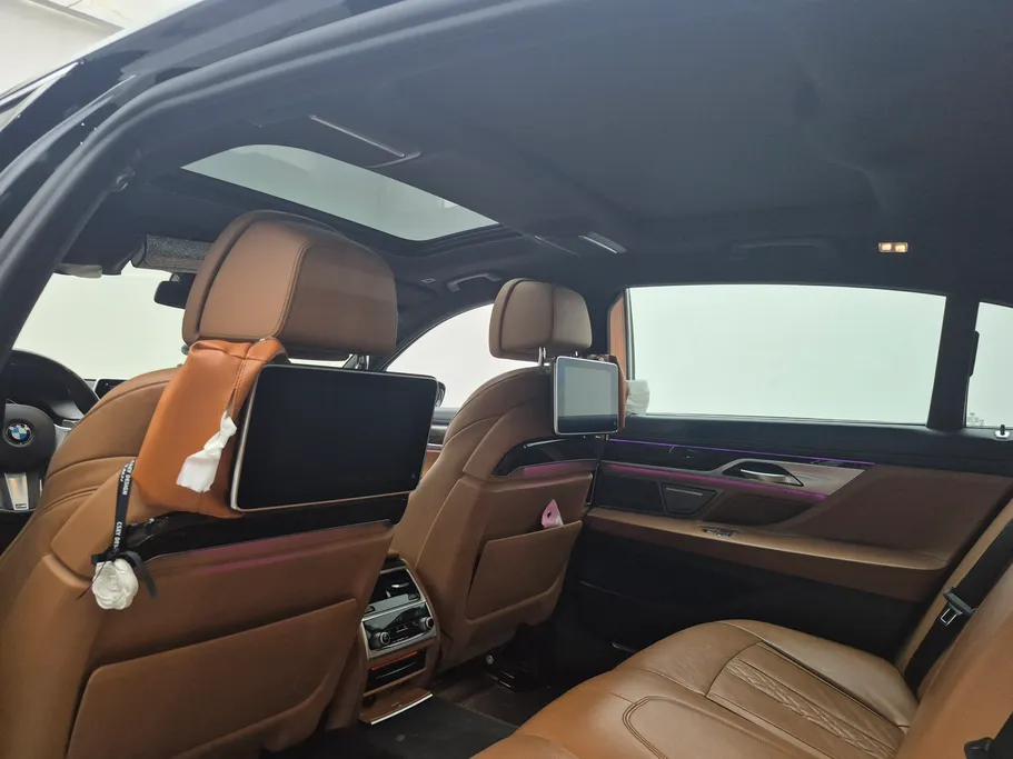 2021 BMW 7 Series 730Li 
