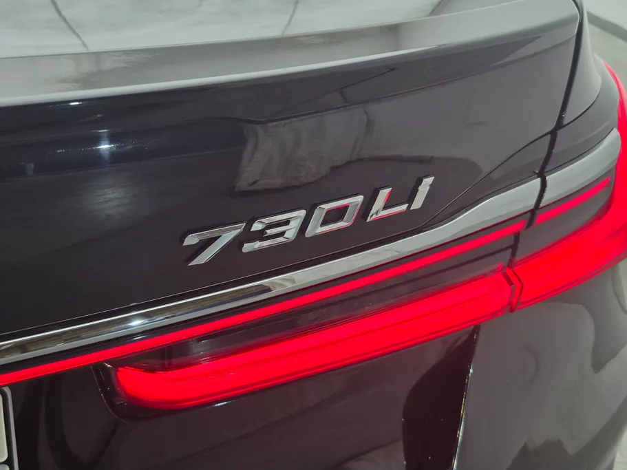 2021 BMW 7 Series 730Li 