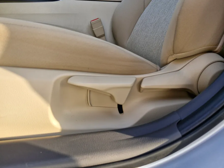 2024 Toyota Camry  LE HEV 