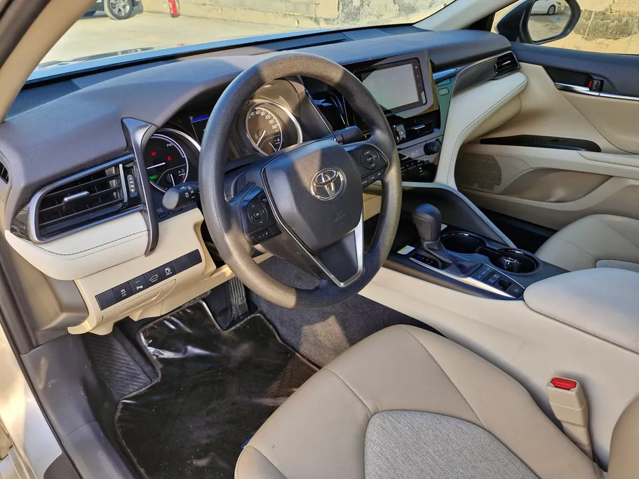 2024 Toyota Camry  LE HEV 