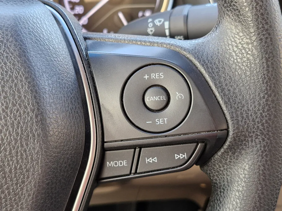 2024 Toyota Camry  LE HEV 