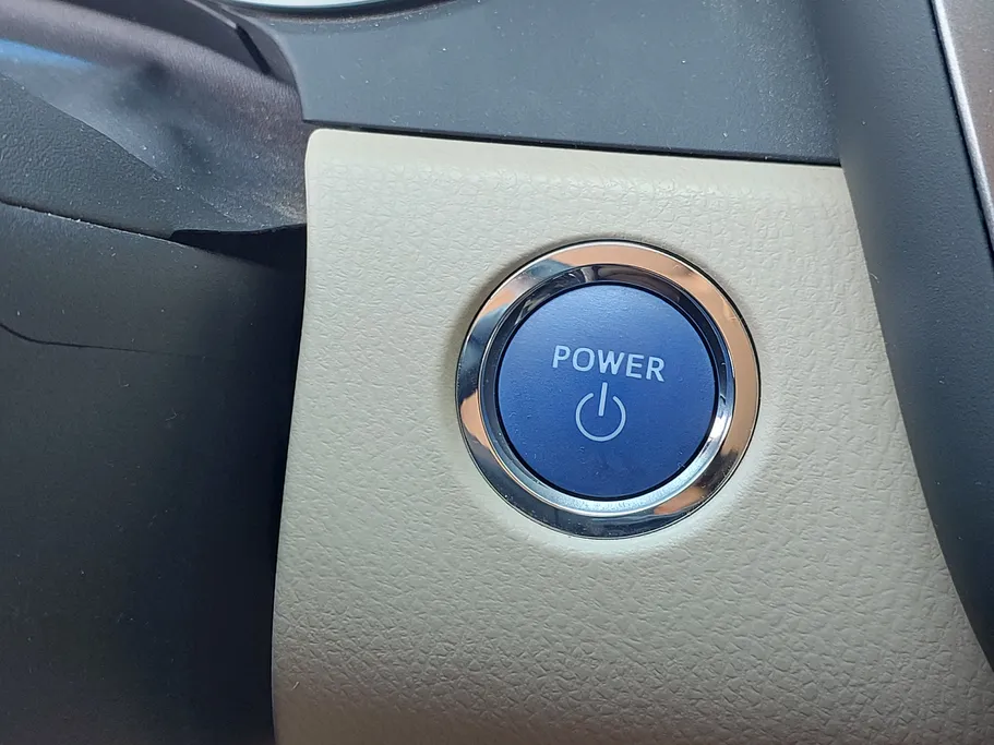 2024 Toyota Camry  LE HEV 