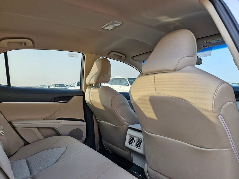 2024 Toyota Camry  LE HEV 